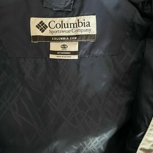 Boys Columbia lightweight jacket size 14/16.